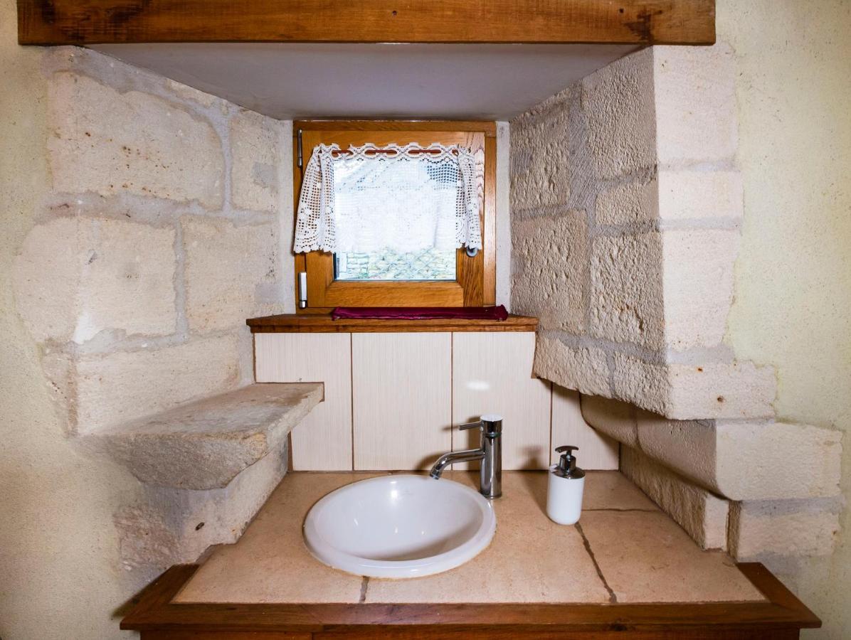 Manoir De Coulandon Guest house